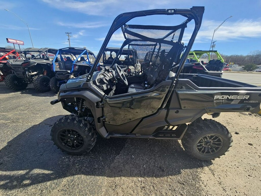 2024 Honda Pioneer 1000 Deluxe