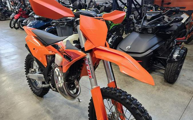 2025 KTM 125 XC