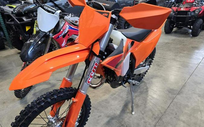 2025 KTM 125 XC