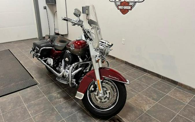 2009 Harley-Davidson® FLHRC - Road King® Classic