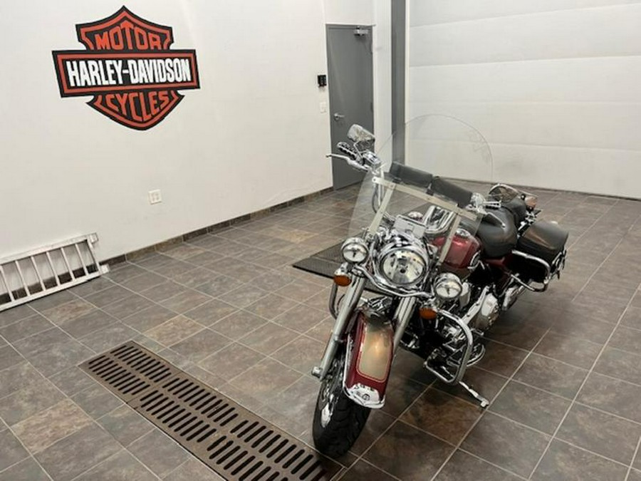 2009 Harley-Davidson® FLHRC - Road King® Classic