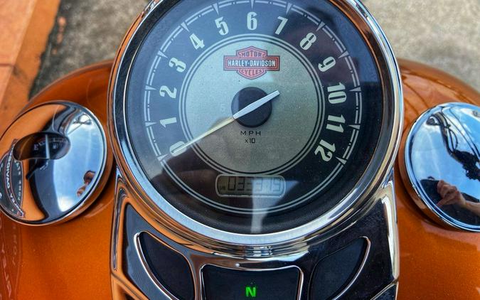 2015 Harley-Davidson® FLSTC - Heritage Softail® Classic
