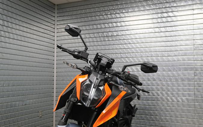 2024 KTM 250 DUKE