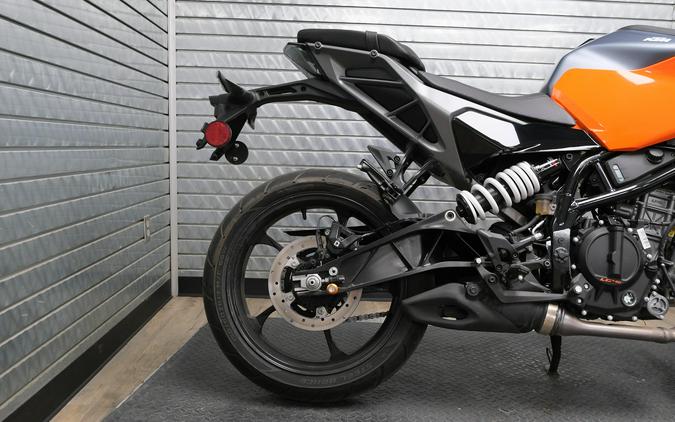 2024 KTM 250 DUKE