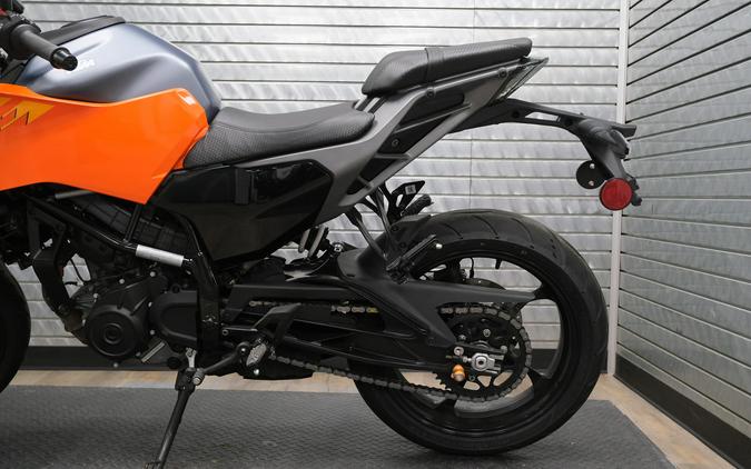 2024 KTM 250 DUKE