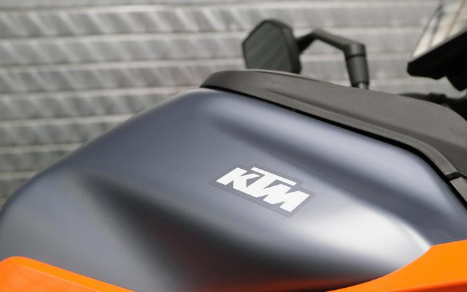 2024 KTM 250 DUKE