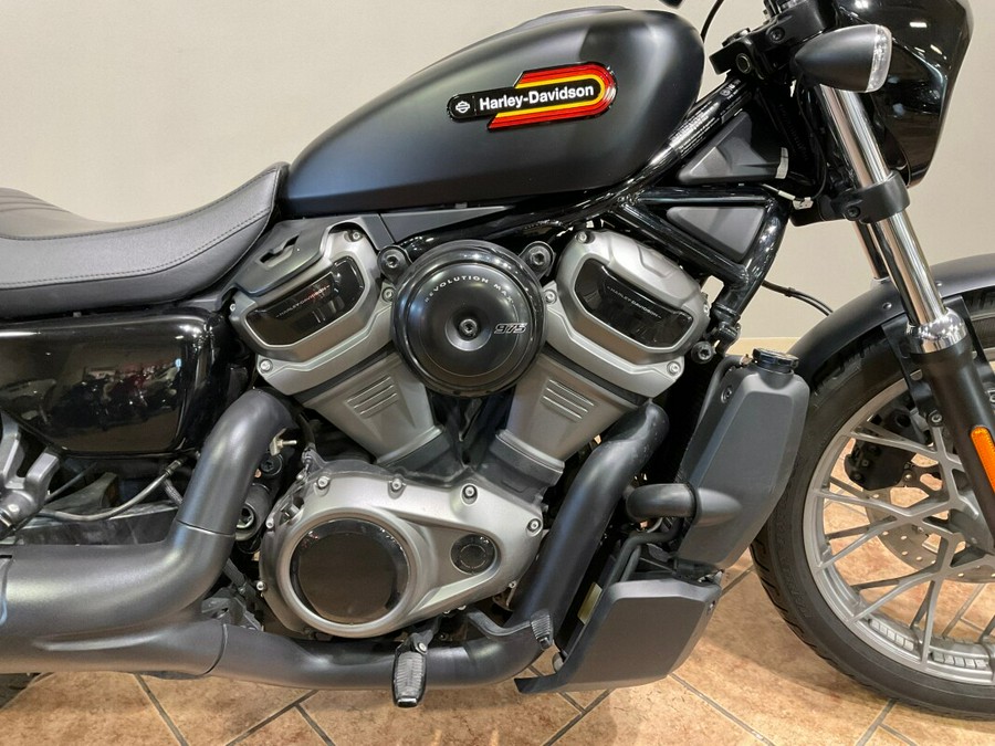 2023 Harley-Davidson Nightster™ Black Denim RH975S