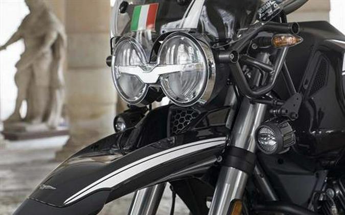 2023 Moto Guzzi V85 TT Guardia D’onore