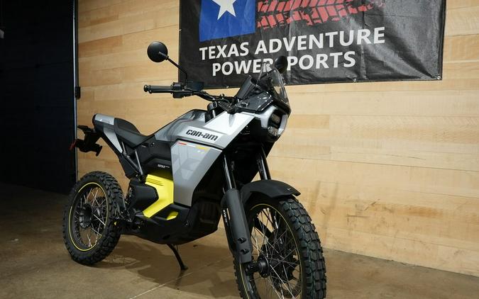 2025 Can-Am® Origin '73