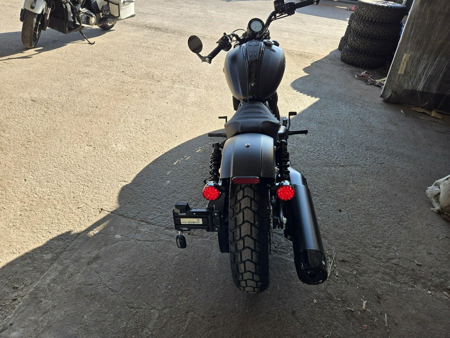 2025 INDIAN MOTORCYCLE SCOUT BOBBER LIMITED WITH TECHNOLOGY PACKAGE