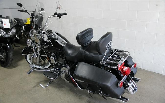 2007 HARLEY-DAVIDSON ROAD KING CLASSIC