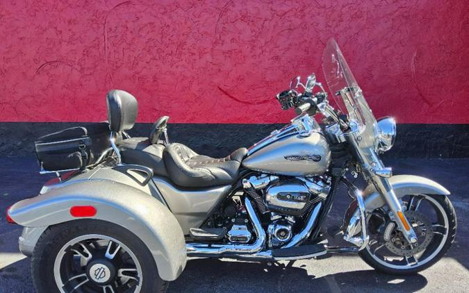 2017 Harley-Davidson Freewheeler