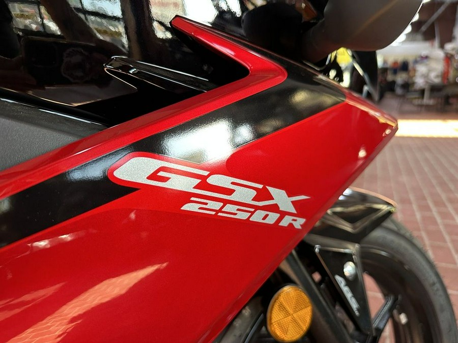 2023 Suzuki GSX250R ABS