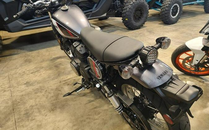 2017 Yamaha SCR950