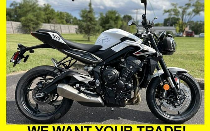 2024 Triumph Street Triple 765 R Crystal White REET TRIPLE R