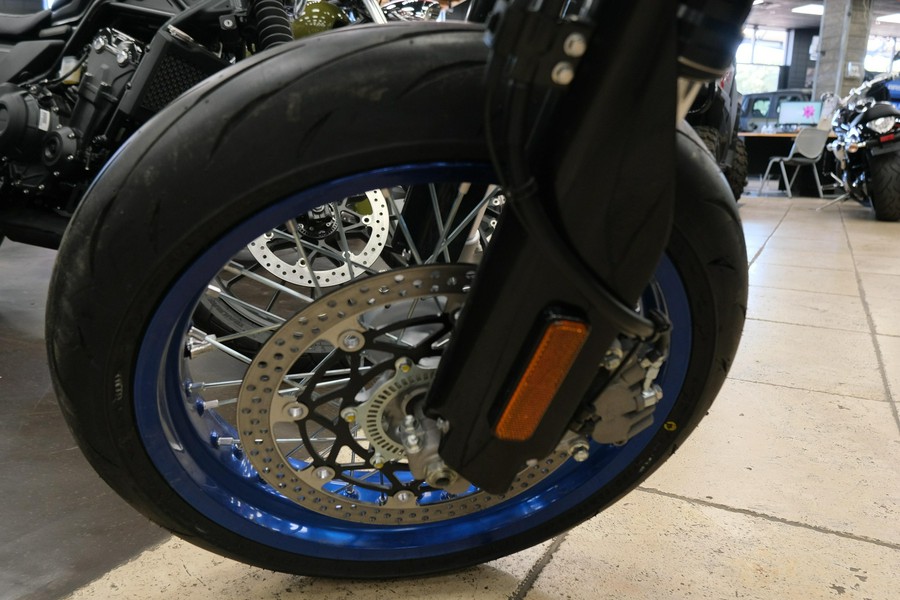 2025 SUZUKI DRZ400SM