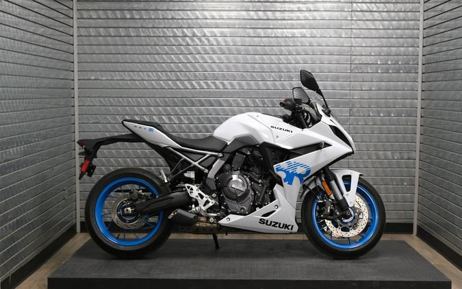 2026 SUZUKI GSX8R
