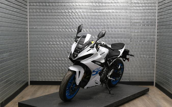 2026 SUZUKI GSX8R
