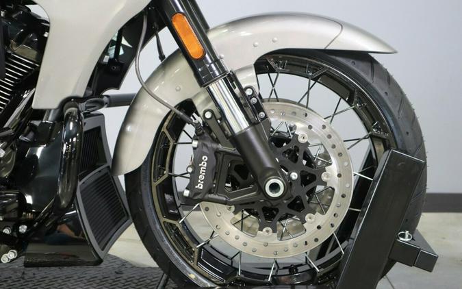 2023 Harley-Davidson CVO Road Glide FLTRXSE