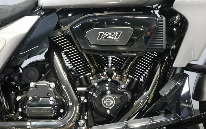 2023 Harley-Davidson CVO Road Glide FLTRXSE