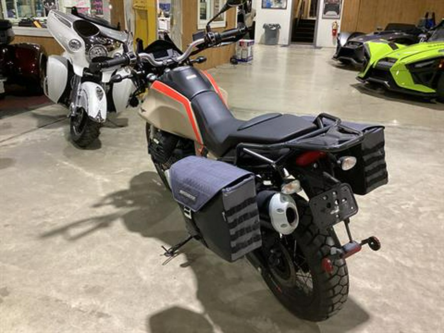 2020 Moto Guzzi V85 TT Travel