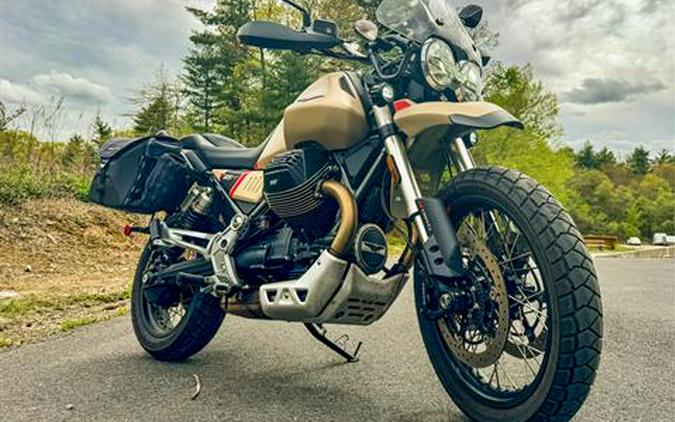 2020 Moto Guzzi V85 TT Travel