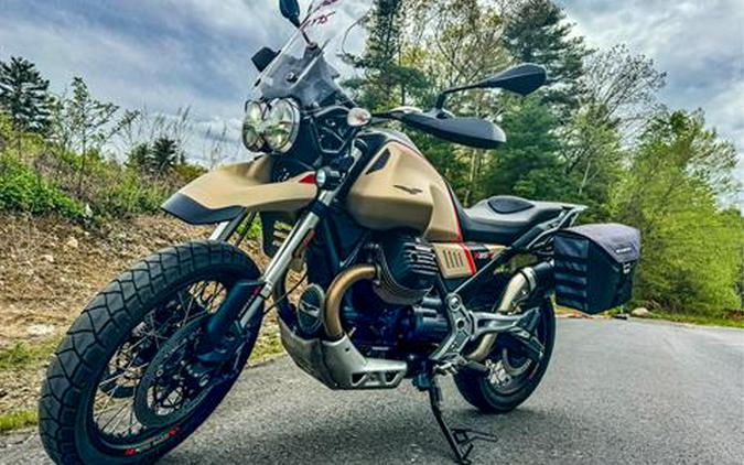 2020 Moto Guzzi V85 TT Travel