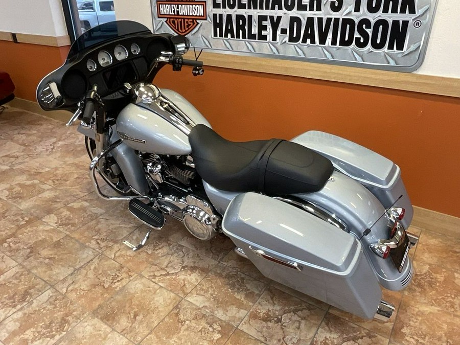 2023 Harley-Davidson® FLHX - Street Glide®