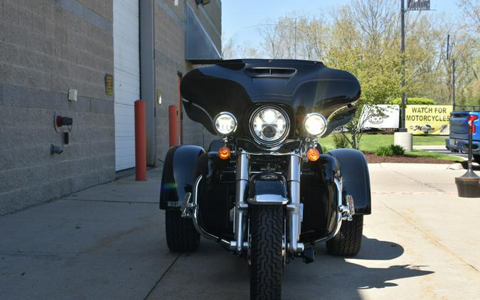2024 Harley-Davidson Tri Glide Ultra FLHTCUTG