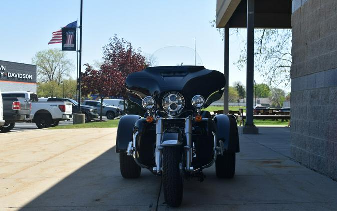 2024 Harley-Davidson Tri Glide Ultra FLHTCUTG