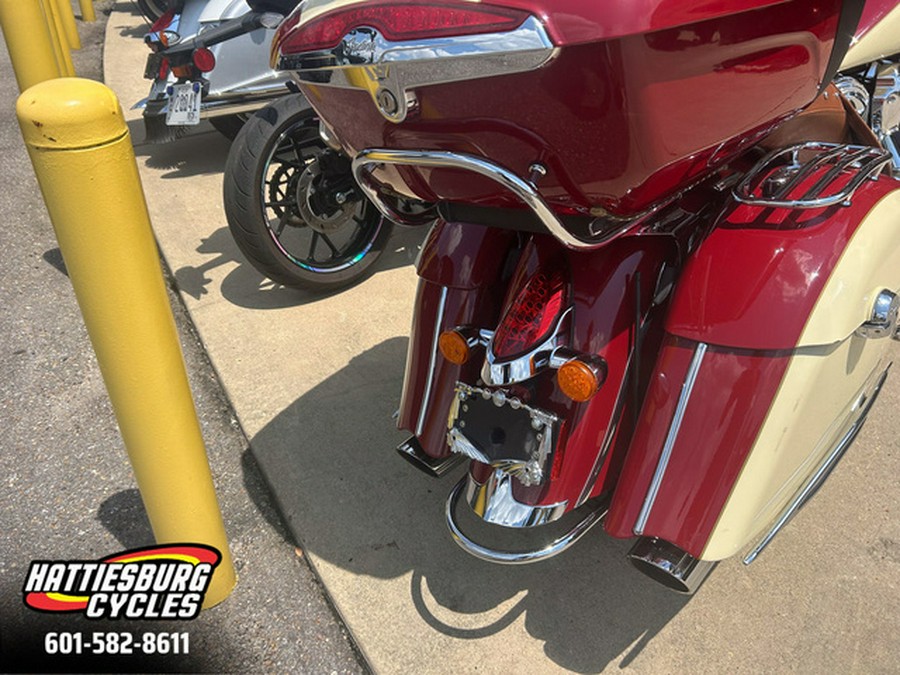 2015 Indian Roadmaster Indian Red/Ivory Cream