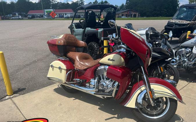 2015 Indian Roadmaster Indian Red/Ivory Cream