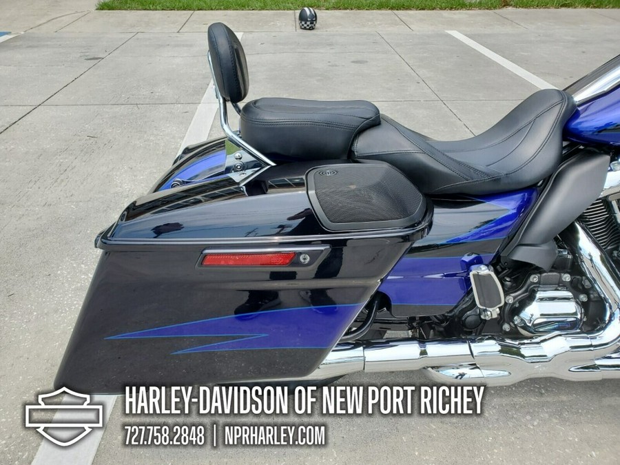 2017 Harley-Davidson CVO™ Street Glide