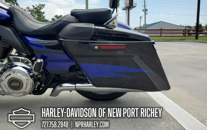 2017 Harley-Davidson CVO™ Street Glide