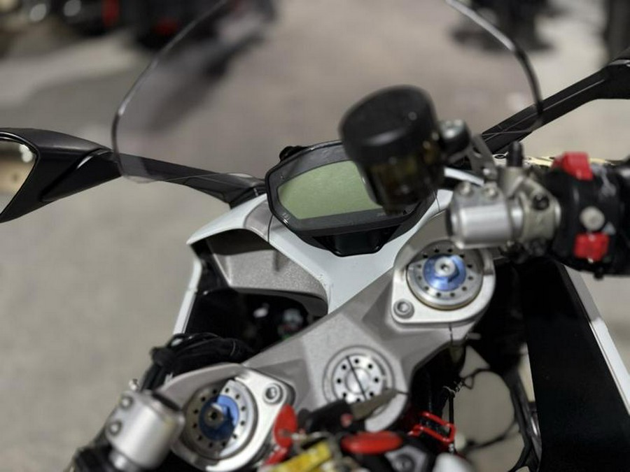 2019 Ducati SuperSport S Star White Silk