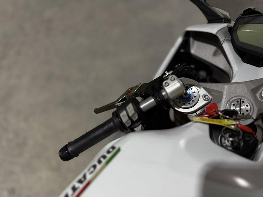 2019 Ducati SuperSport S Star White Silk