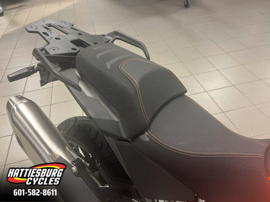 2027 KTM Super Adventure 1390 S EVO