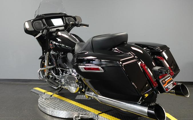 2024 Harley-Davidson Street Glide FLHX