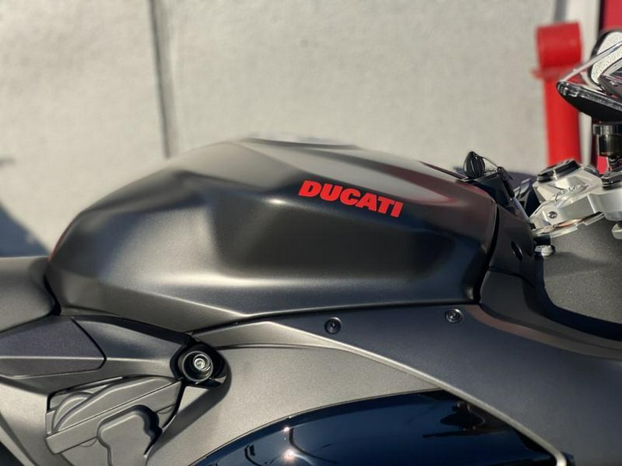 2024 Ducati Panigale V2 Black on Black