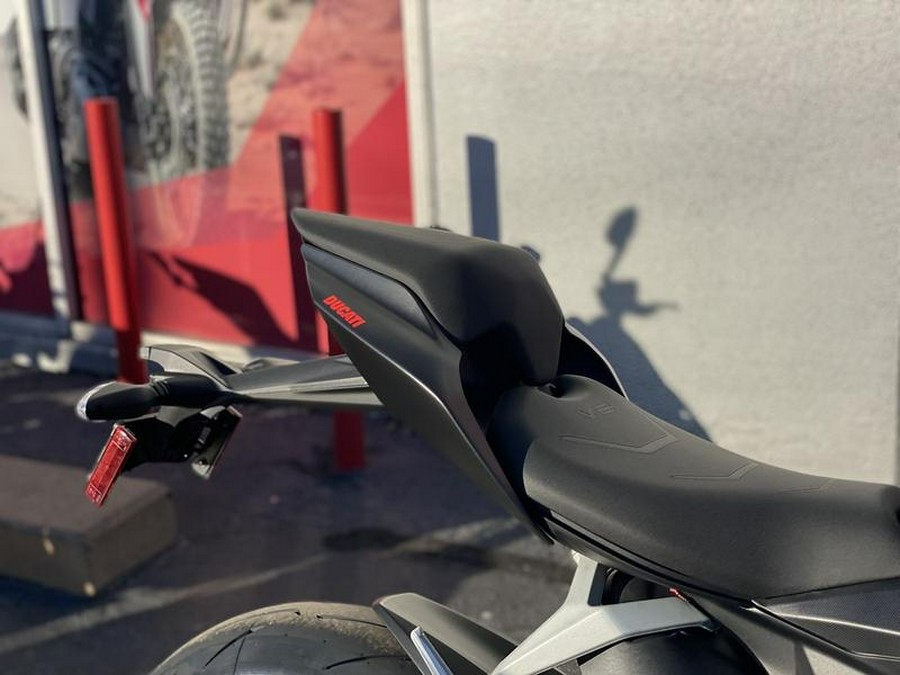 2024 Ducati Panigale V2 Black on Black