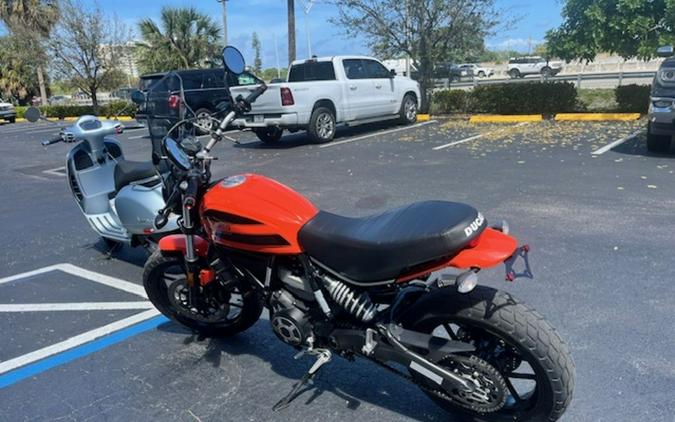 2019 Ducati Scrambler SIXTY 2