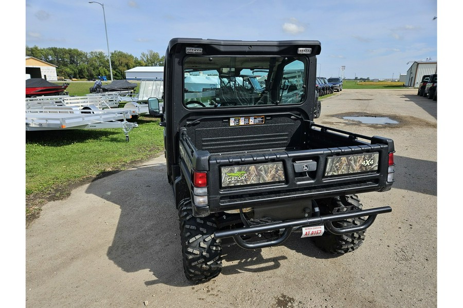 2018 John Deere Gator 835 R