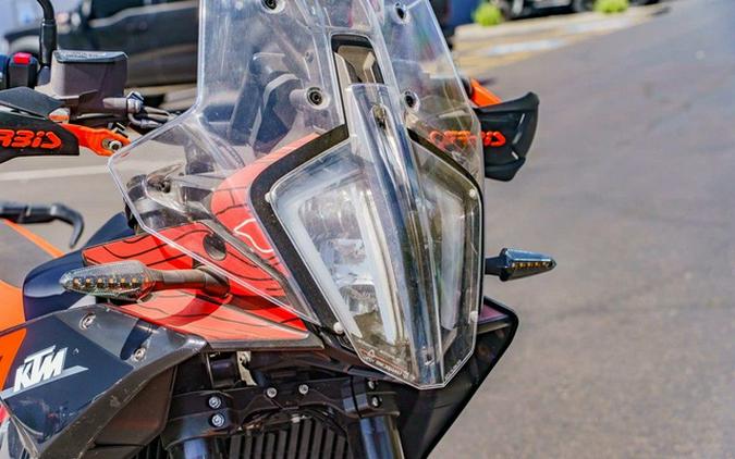 2024 KTM Adventure 790