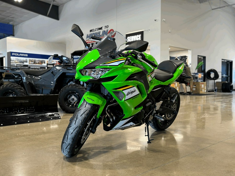 2025 Kawasaki Ninja® 650 KRT Edition ABS