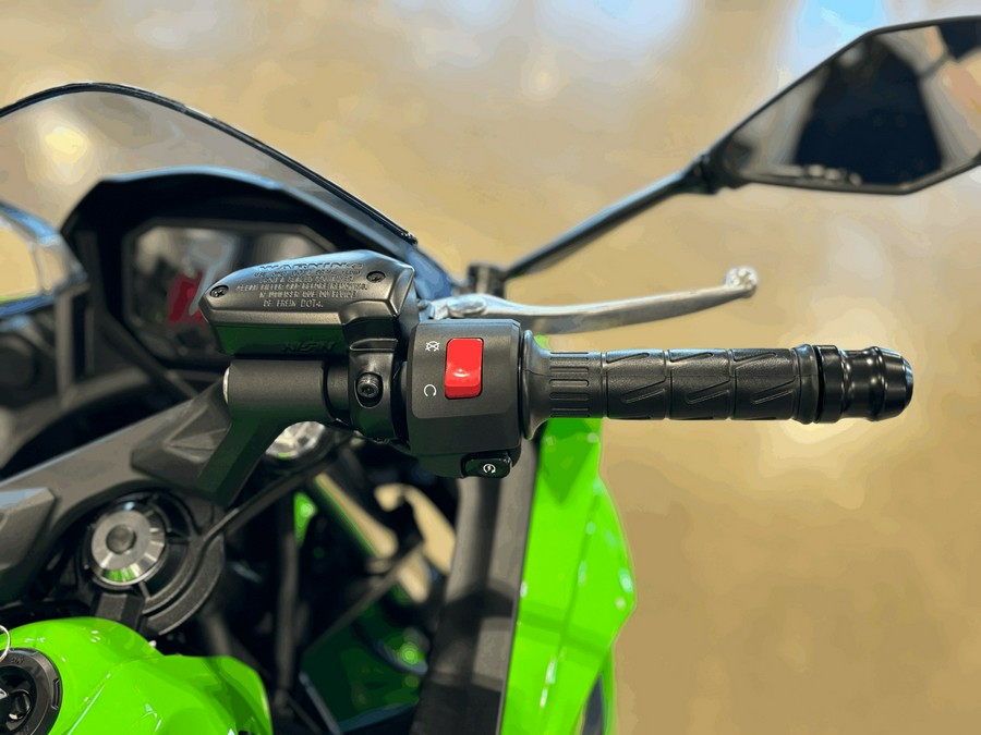 2025 Kawasaki Ninja® 650 KRT Edition ABS