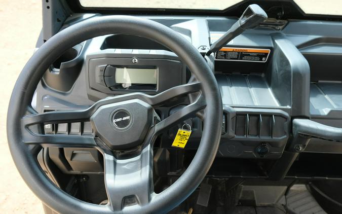 2026 CAN-AM DEFENDER MAX DPS HD7