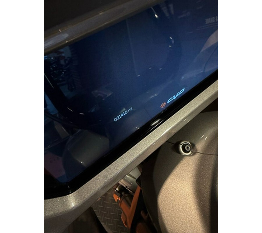 2023 Harley-Davidson FLTRXSE - CVO Road Glide