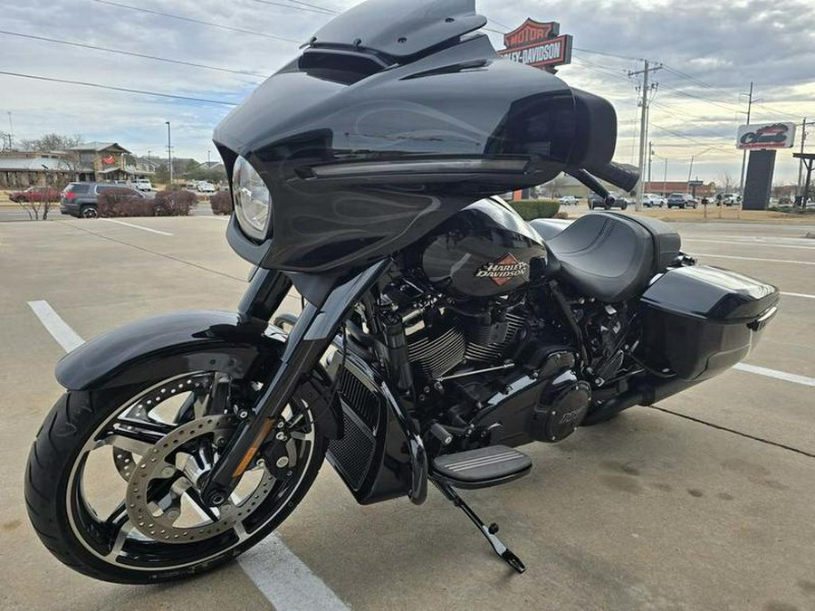 2025 Harley-Davidson® FLHX - Street Glide®
