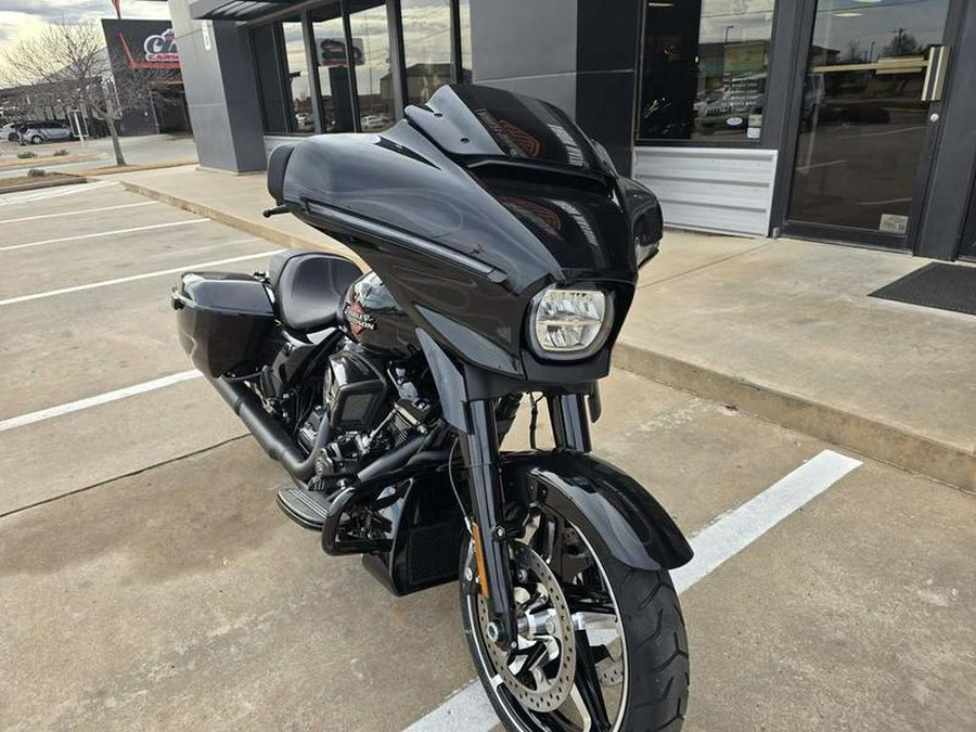 2025 Harley-Davidson® FLHX - Street Glide®