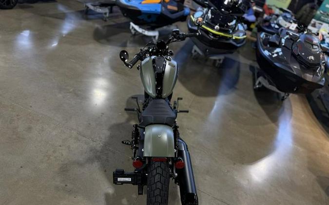 2026 Indian Motorcycle® Scout® Bobber Limited +Tech Moss Green Smoke